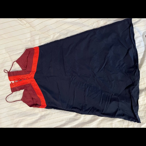 A&F strip dress - Picture 2 of 2